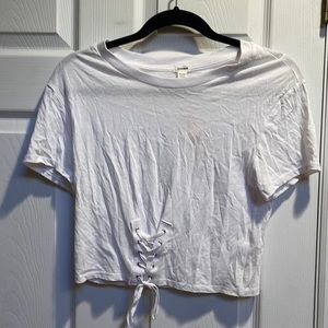 Garage extra small white crop with tie in the front T-shirt nwt